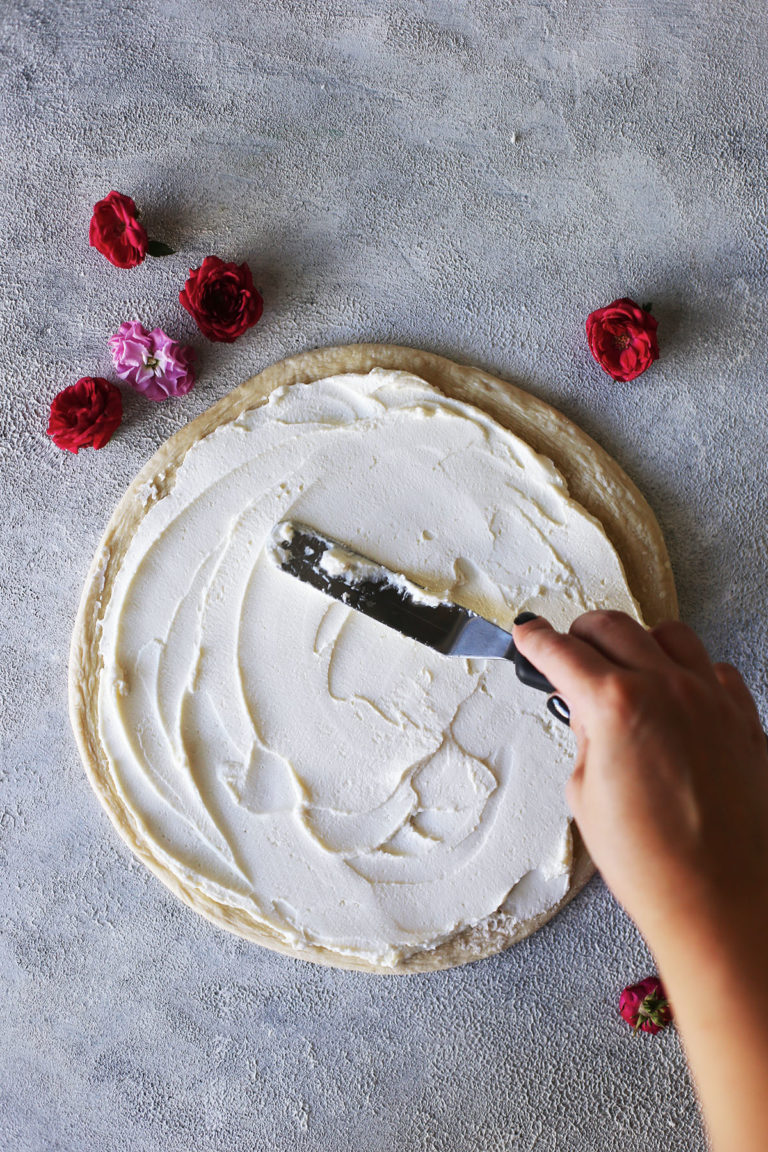 Goat Cheese Fig and Prosciutto Pizza